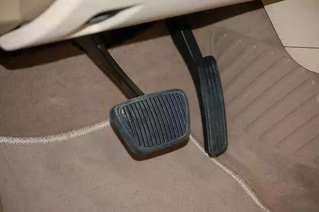 摩托車剎車圈，輪轂剎車圈，鼓式制動器，Drum brake，摩托車制動鐵套